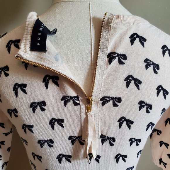 Vintage inspired Premise tan sweater w/ bow print - Picture 6 of 10